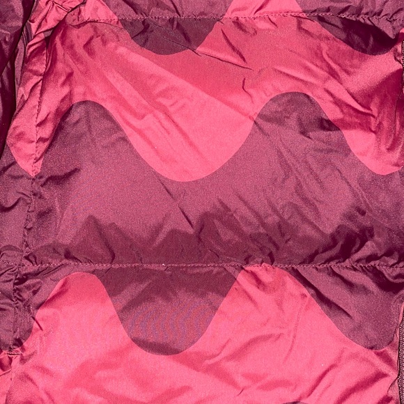 UNIQLO/MARIMEKKO WOMENS ULTRA LIGHT DOWN COCOON PARKA - Picture 5 of 5